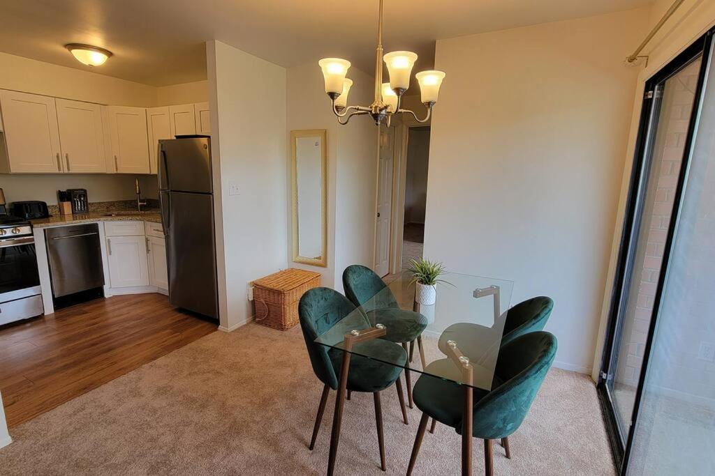 Apartment, One Bedroom Arlington Ngoại thất bức ảnh