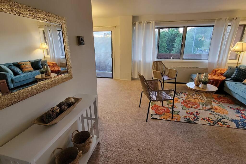 Apartment, One Bedroom Arlington Ngoại thất bức ảnh